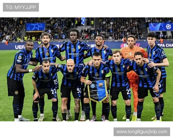 欧洲豪门夏窗争夺战升温多队竞逐顶级前锋转会市场风云再起