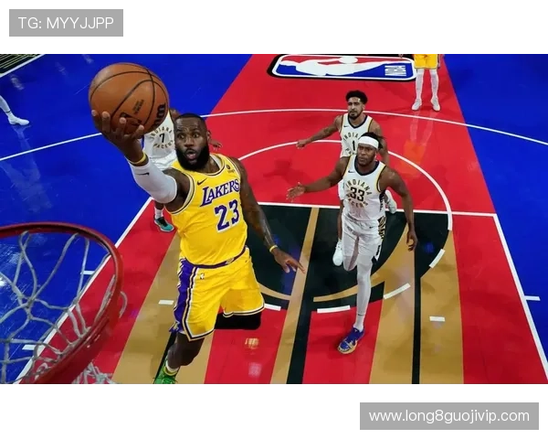 湖人连胜势头强劲詹姆斯带队逆转勇士重回联盟焦点