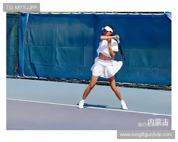 网球赛场精彩瞬间回顾顶尖选手激烈对决引发热议