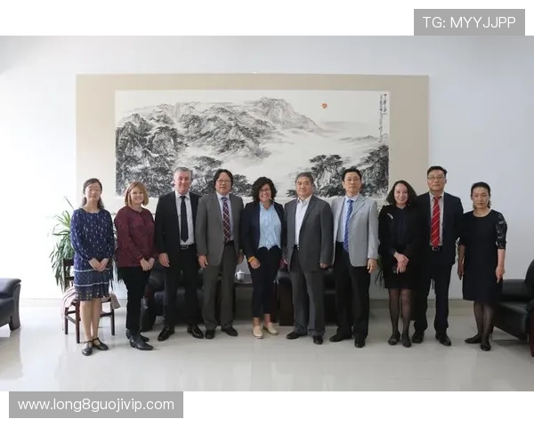 哈德斯菲尔德大学究竟是水硕还是相当于国内一本层次全面解析与理性评估